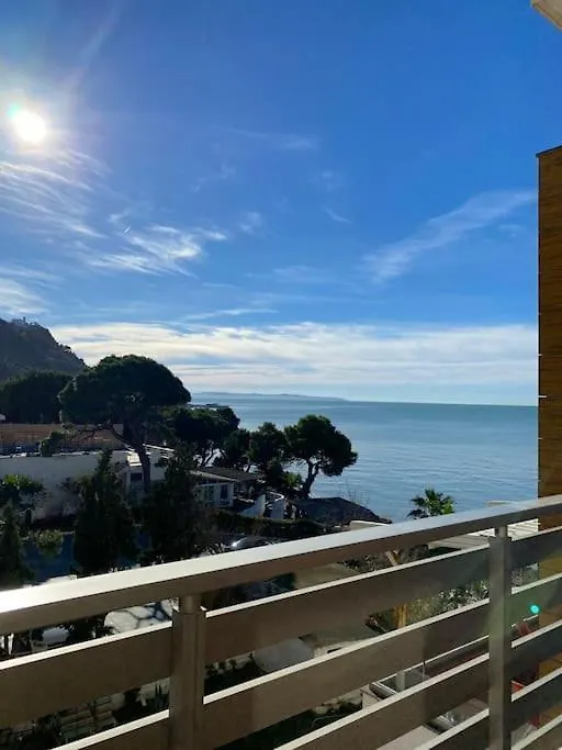 Currila Sea View Apartment Дуррес